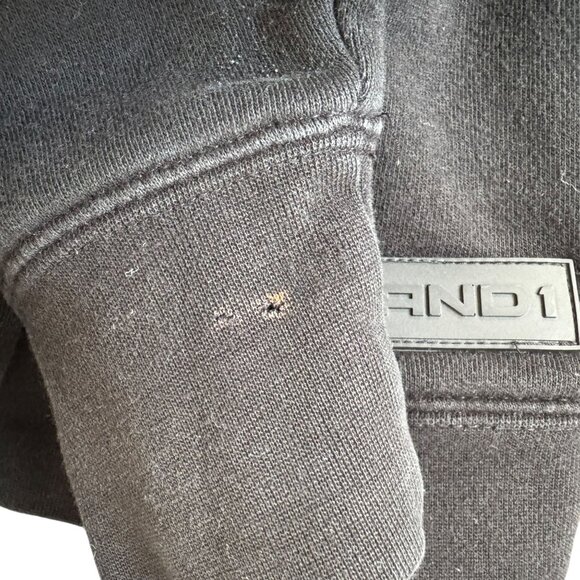 Vintage And1 Mens Black Basketball Hoodie With Zip Front & Pockets Y2K 90s READ - Picture 7 of 13